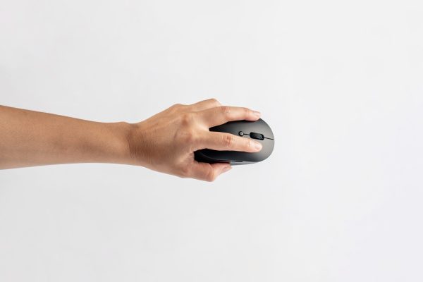 Computer,Mouse,Wireless,And,Hand,On,White,Background.
